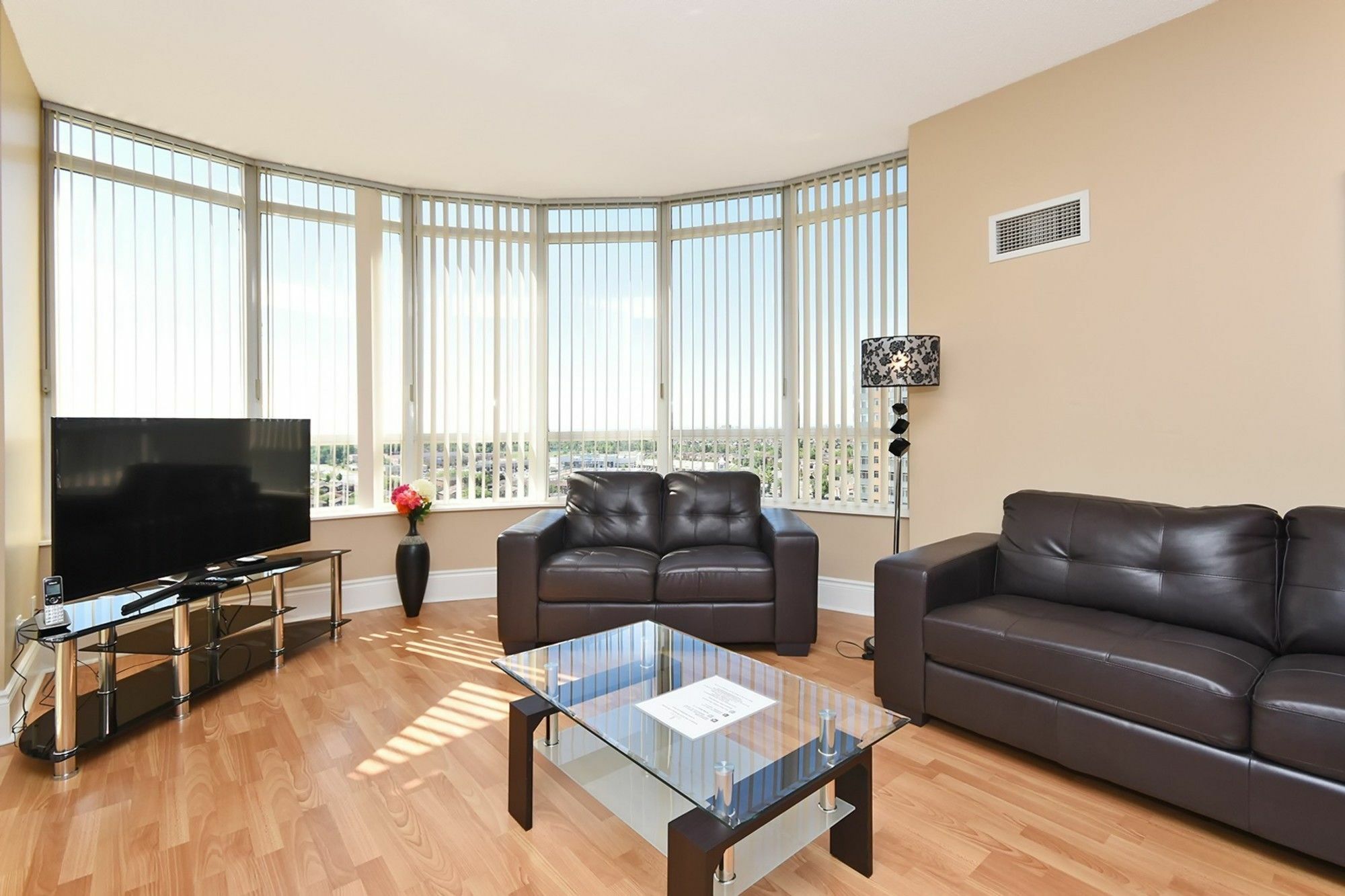 Napa Furnished Rental Apartments Square One Mississauga Eksteriør billede